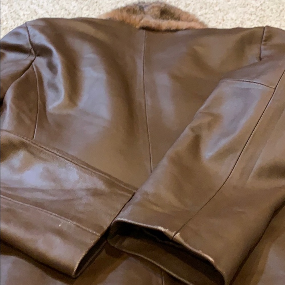 Real leather and fur coat- Sz small - Picture 6 of 7